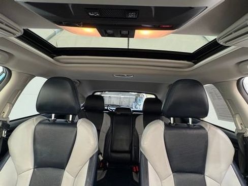 Used 2023 Subaru Crosstrek Hybrid w/ Moonroof Package w/Navigation AWD/4WD image 28
