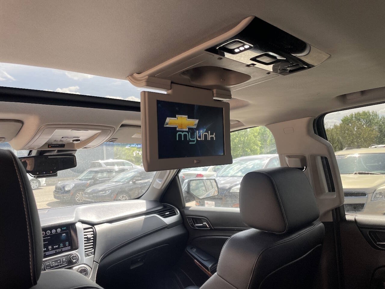 Used 2016 Chevrolet Suburban LTZ AWD/4WD image 28