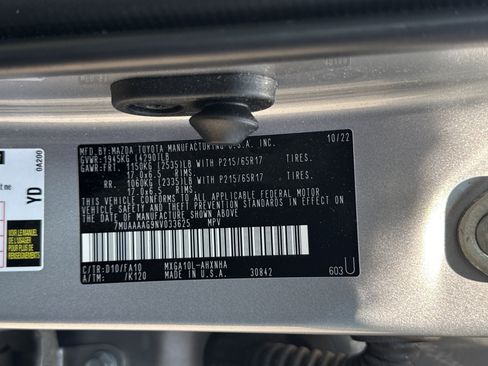 Used 2022 Toyota Corolla Cross L FWD image 34