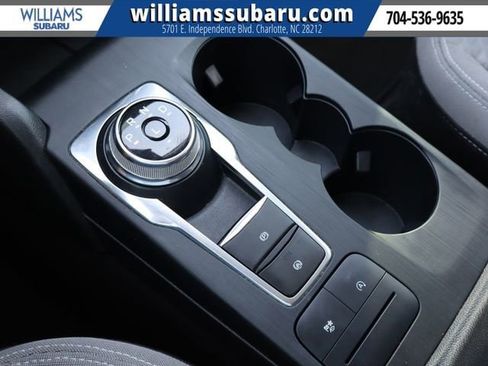 Used 2022 Ford Escape SE w/ SE Sport Appearance Package FWD image 30