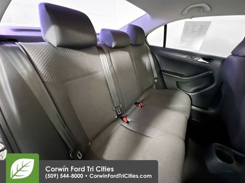 Used 2013 Volkswagen Jetta S FWD image 16