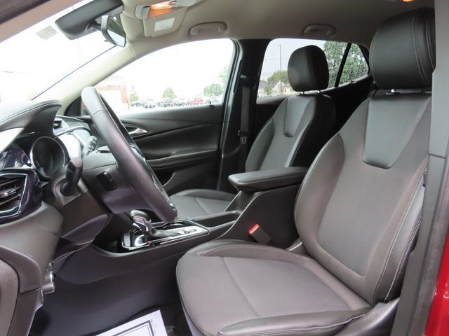 Used 2023 Buick Encore GX Preferred w/ Cold Weather Comfort Package FWD image 18