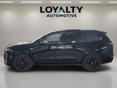 Used 2024 Cadillac XT6 Sport w/ LPO, Onyx Lite Package AWD/4WD image 2