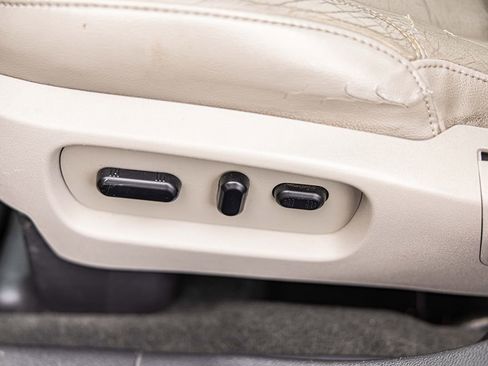 Used 2011 Ford Explorer XLT w/ 202A Rapid Spec Order Code image 22