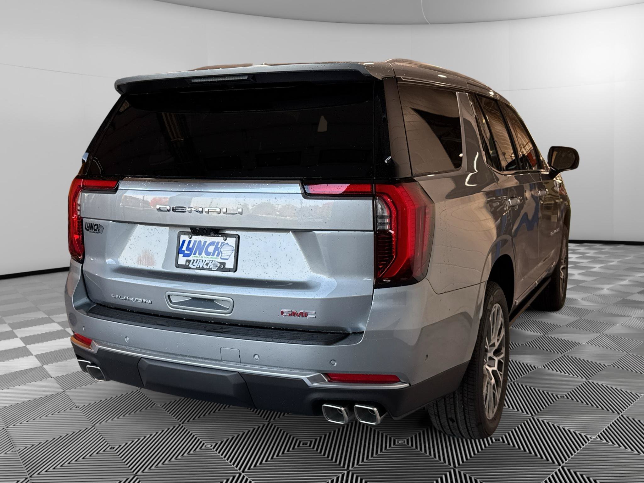 New 2027 GMC Yukon Denali w/ Denali Reserve Package AWD/4WD image 5