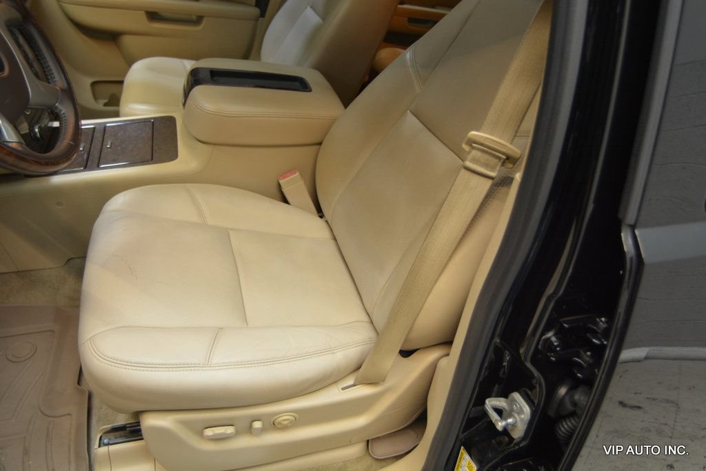 Used 2013 GMC Yukon Denali AWD/4WD image 29