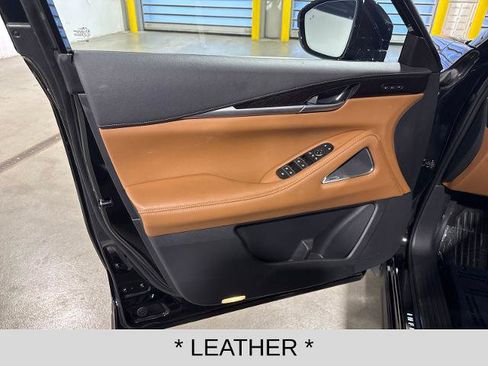 Certified 2025 INFINITI QX60 Sensory image 10