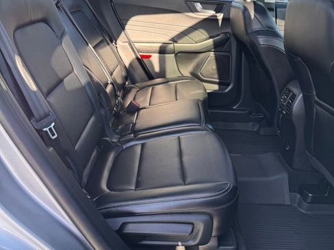 Used 2022 Ford Escape SEL FWD image 13