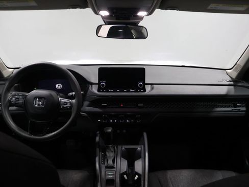 Used 2023 Honda Accord EX image 18