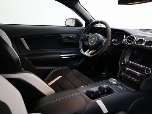 Used 2022 Ford Mustang Shelby GT500 w/ Carbon Fiber Track Pack image 83