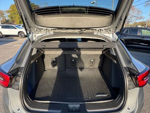 New 2026 Chevrolet Trax LT w/ Driver Confidence Package image 7