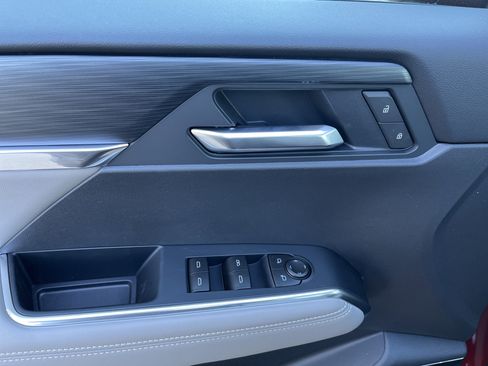 New 2026 GMC Acadia Elevation image 28