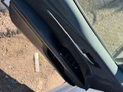 Used 2025 Toyota Camry LE image 11