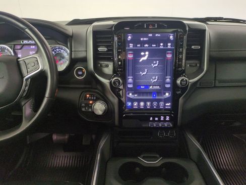 Used 2021 RAM 1500 Laramie AWD/4WD image 20