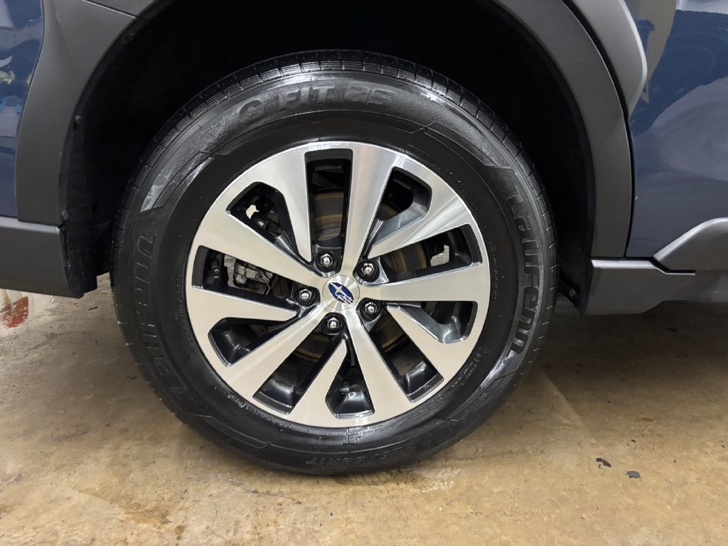 Used 2024 Subaru Outback Premium AWD/4WD image 39