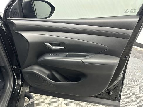 Used 2025 Hyundai Santa Cruz SEL FWD image 14