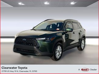 Used 2022 Toyota Corolla Cross LE w/ Moonroof Package FWD video 1
