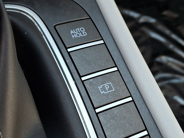 Used 2025 Hyundai Kona SEL AWD/4WD image 24