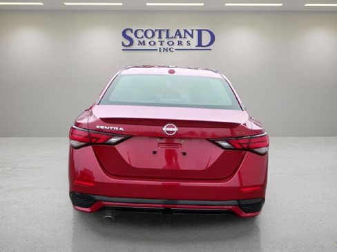 Used 2025 Nissan Sentra SR w/ SR Premium Package FWD image 7
