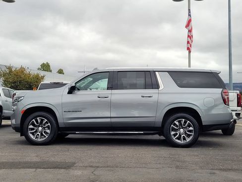 Used 2024 Chevrolet Suburban LS w/ Max Trailering Package RWD image 9