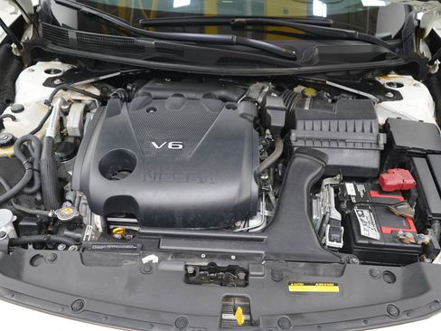 Used 2017 Nissan Maxima Platinum FWD image 30