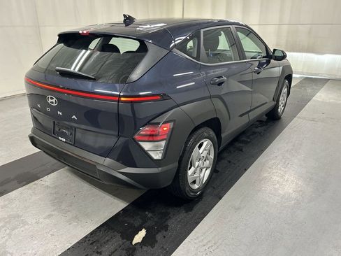 Used 2024 Hyundai Kona SE FWD image 9