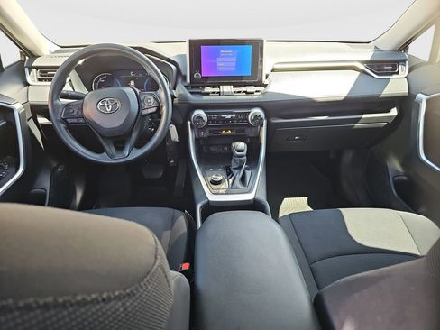 Certified 2023 Toyota RAV4 LE AWD/4WD image 18