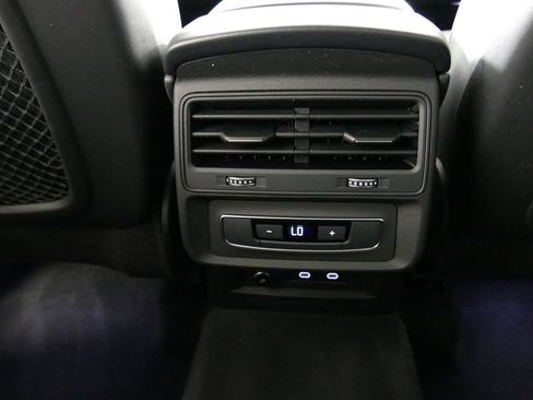 Used 2023 Audi Q7 2.0T Premium Plus w/ Premium Plus Package AWD/4WD image 24