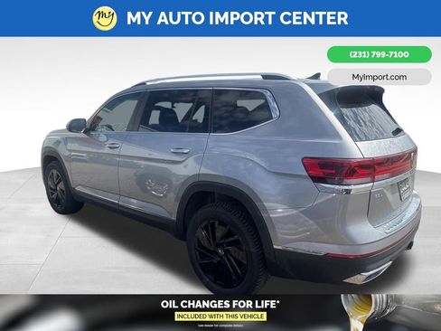 Used 2024 Volkswagen Atlas SEL image 4