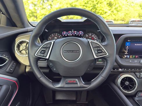 Used 2019 Chevrolet Camaro SS RWD image 17
