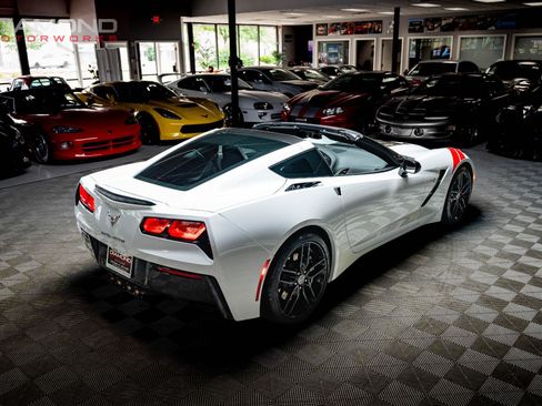 Used 2019 Chevrolet Corvette Stingray Coupe w/ 1LT RWD image 69