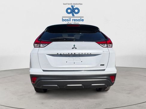 Used 2025 Mitsubishi Eclipse Cross LE AWD/4WD image 5