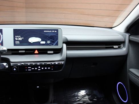 Used 2023 Hyundai Ioniq 5 SEL image 18