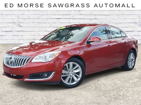 Used 2014 Buick Regal image 1