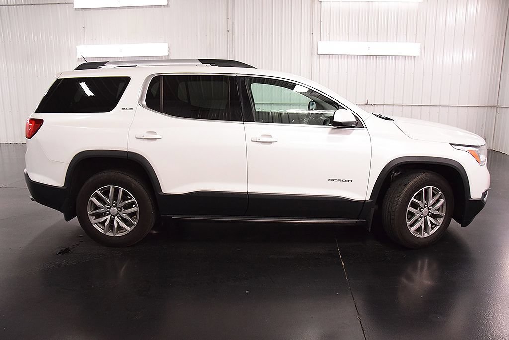Used 2017 GMC Acadia SLE w/ LPO, Floor Liner Package FWD image 8