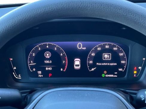 Used 2025 Honda Accord LX image 31