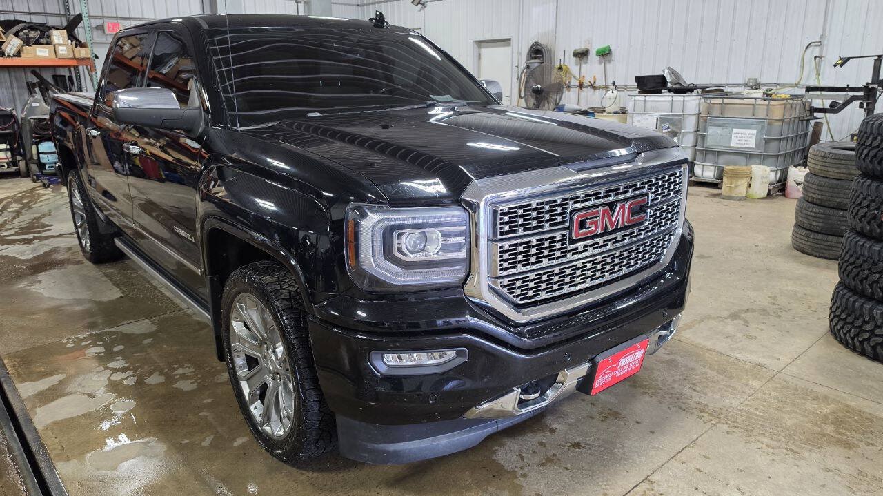 Used 2018 GMC Sierra 1500 Denali w/ Denali Ultimate Package AWD/4WD image 1