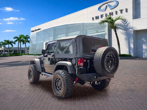 Used 2016 Jeep Wrangler Sport AWD/4WD image 5