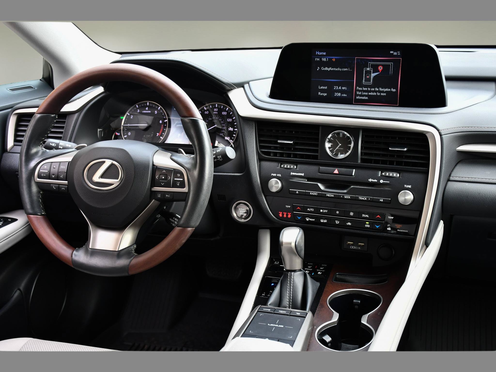 Used 2022 Lexus RX 350 FWD w/ Premium Package image 18