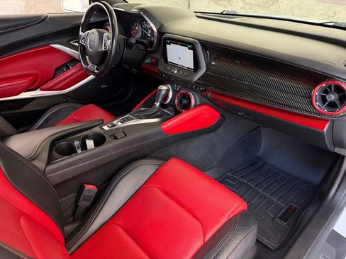 Used 2018 Chevrolet Camaro SS RWD image 14
