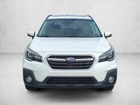 Used 2019 Subaru Outback 2.5i Touring AWD/4WD image 2