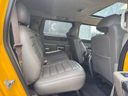Used 2003 HUMMER H2 w/ Preferred Equipment Group AWD/4WD image 21