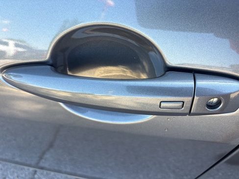 Used 2024 Nissan Sentra SV FWD image 21