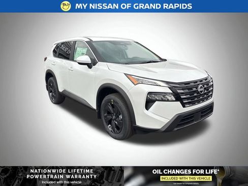 New 2026 Nissan Rogue SV AWD/4WD image 7