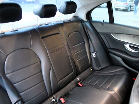 Used 2016 Mercedes-Benz C 300 Sedan image 23