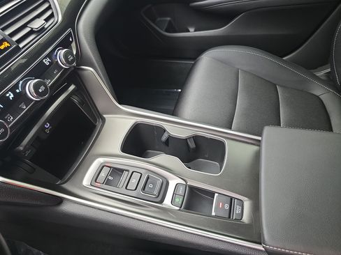 Used 2020 Honda Accord Sport image 24
