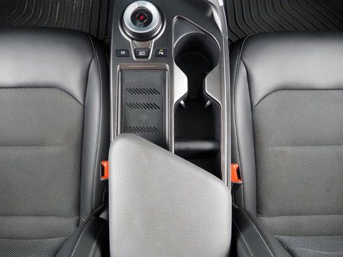 Used 2024 Kia EV6 Light RWD image 23