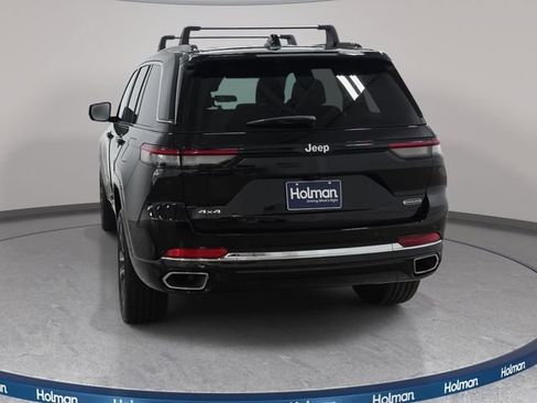Used 2025 Jeep Grand Cherokee Overland AWD/4WD image 7