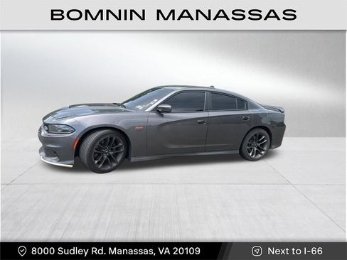 Used 2022 Dodge Charger Scat Pack RWD image 1
