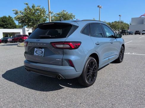 Used 2023 Ford Escape ST-Line Elite AWD/4WD image 4